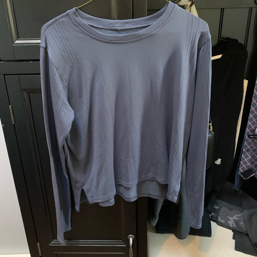 Lululemon woman’s top size M